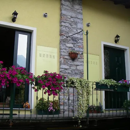 La Ca De La Fra Nocleg ze śniadaniem